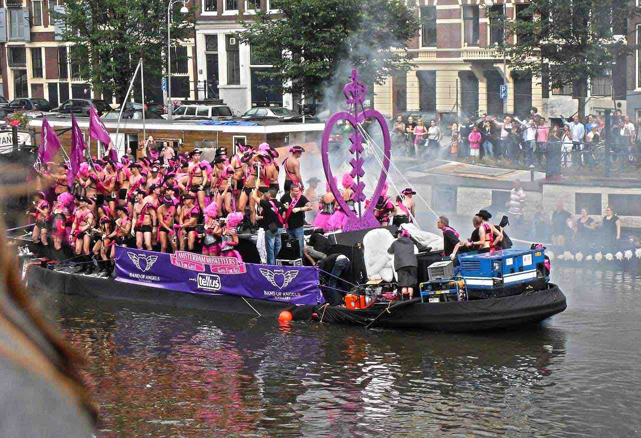 Canal Parade Amsterdam gay Pride