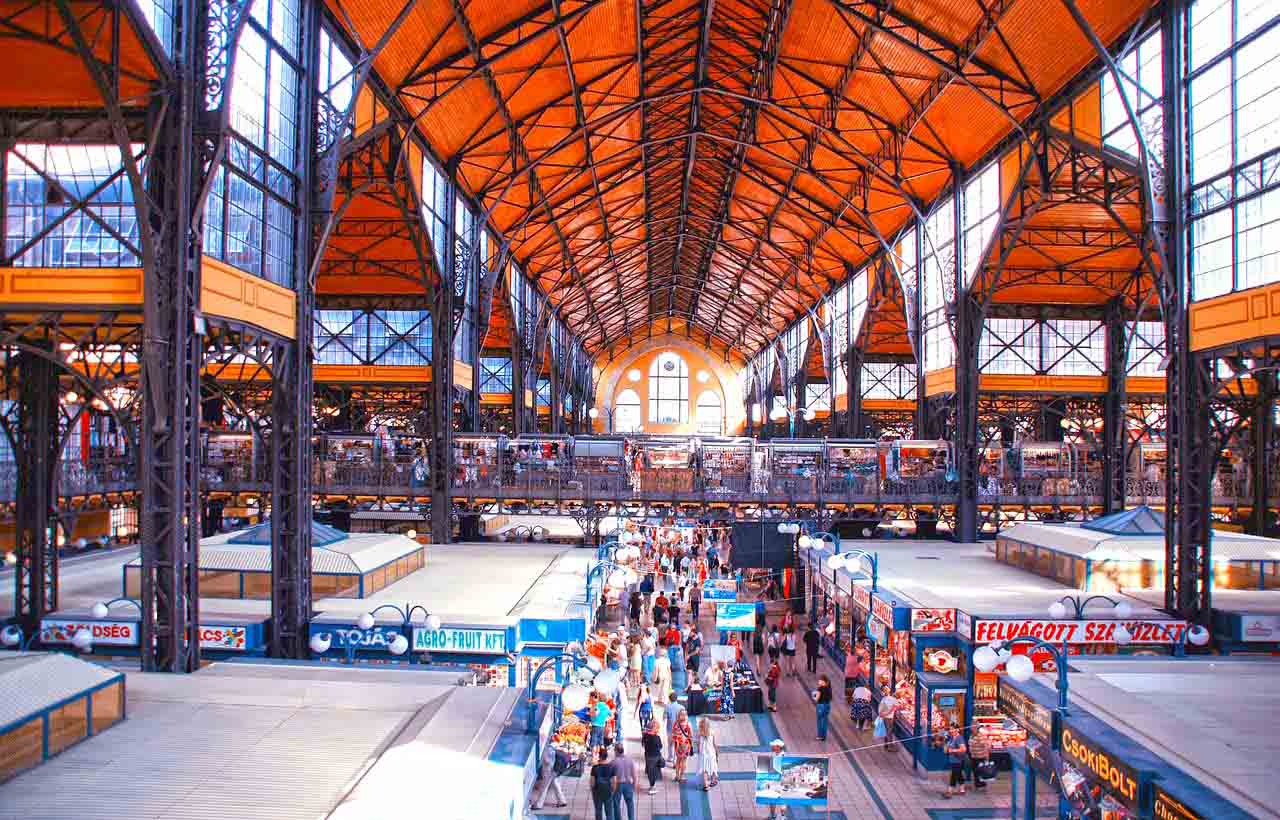 Budapest Central Market Opening Hours How To Arrive What To Buy