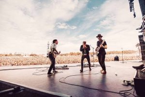 Milky Chance live In Lollapalooza Paris