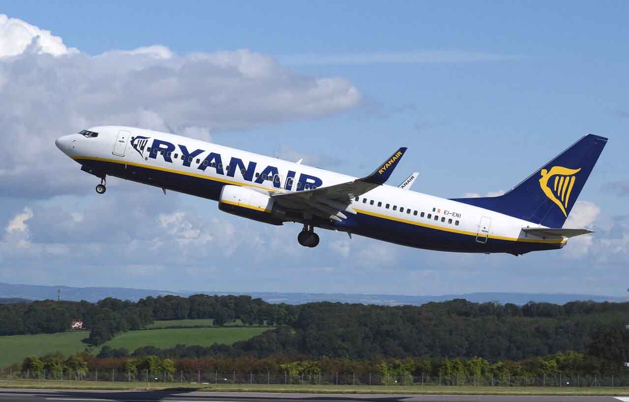 Fly with Ryan Air