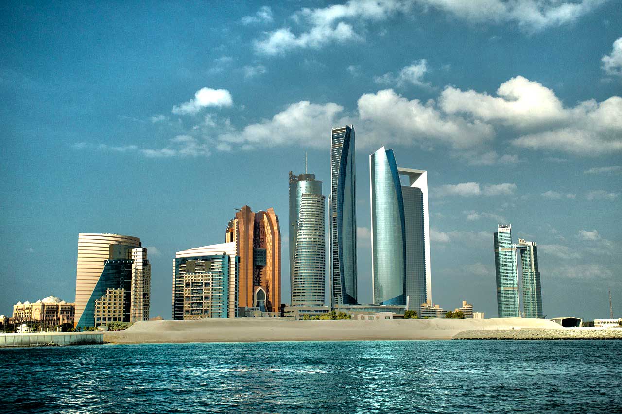 Abu Dhabi. Get in by plane ship and car. Guide and practical info