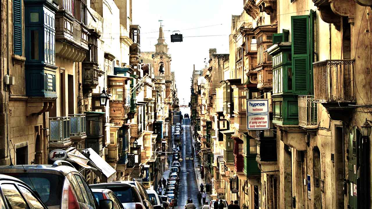 Getting around Valletta