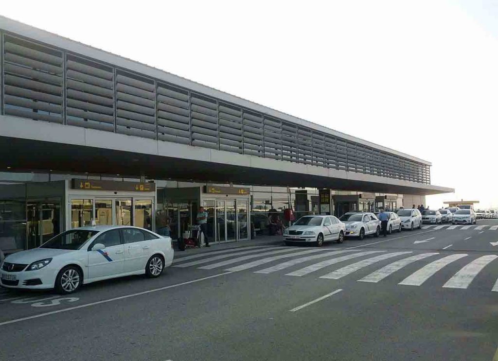 Reus Airport. Airlines, connections, direct flight Tarragona, Costa Daurada