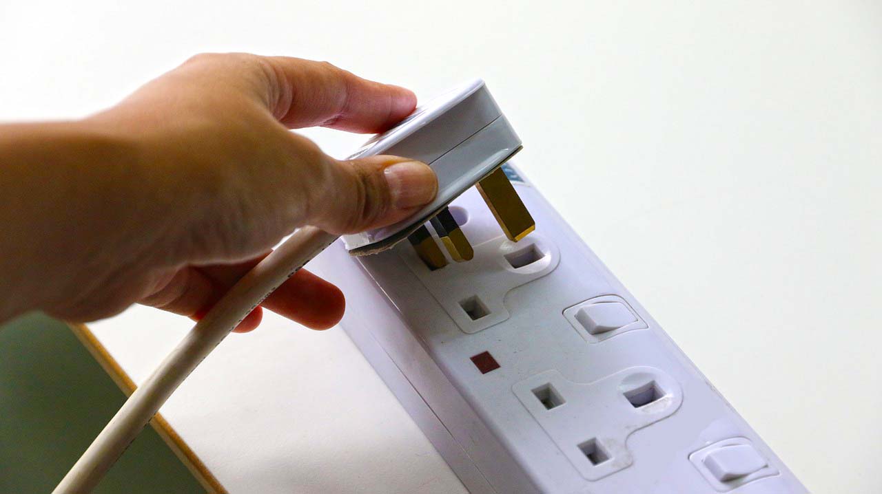Uk electric outlets